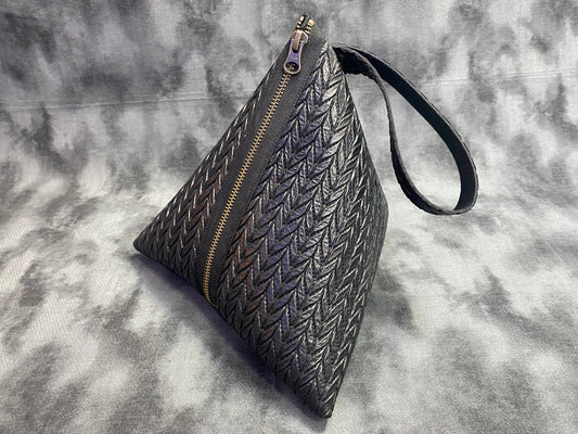Triangle Bag - Black Knit Texture