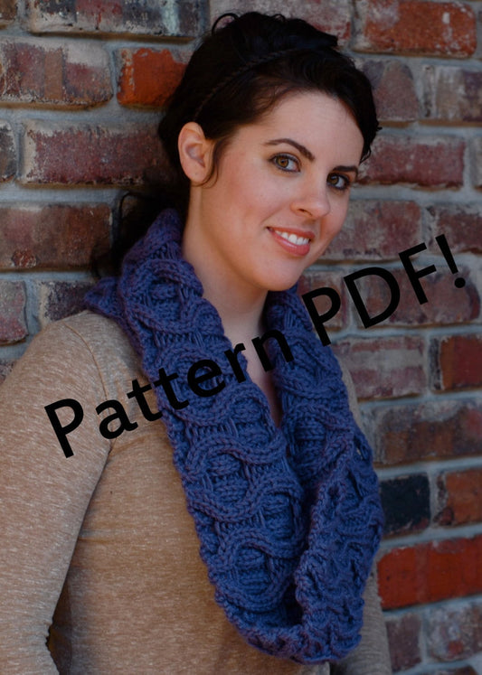 Roundabout Cabled Cowl